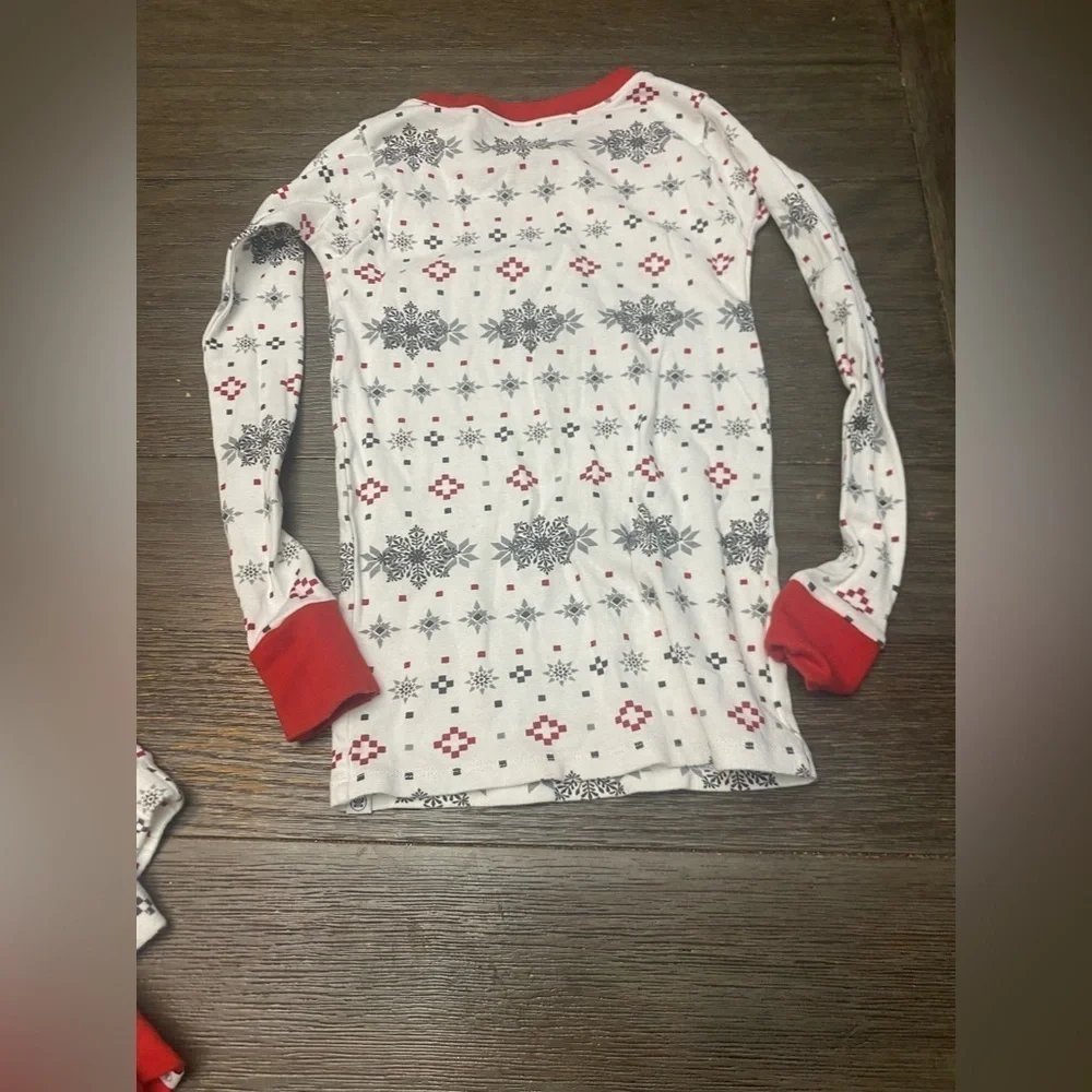 Honest Kids  2-piece Pajama Set Size Small Red White Black